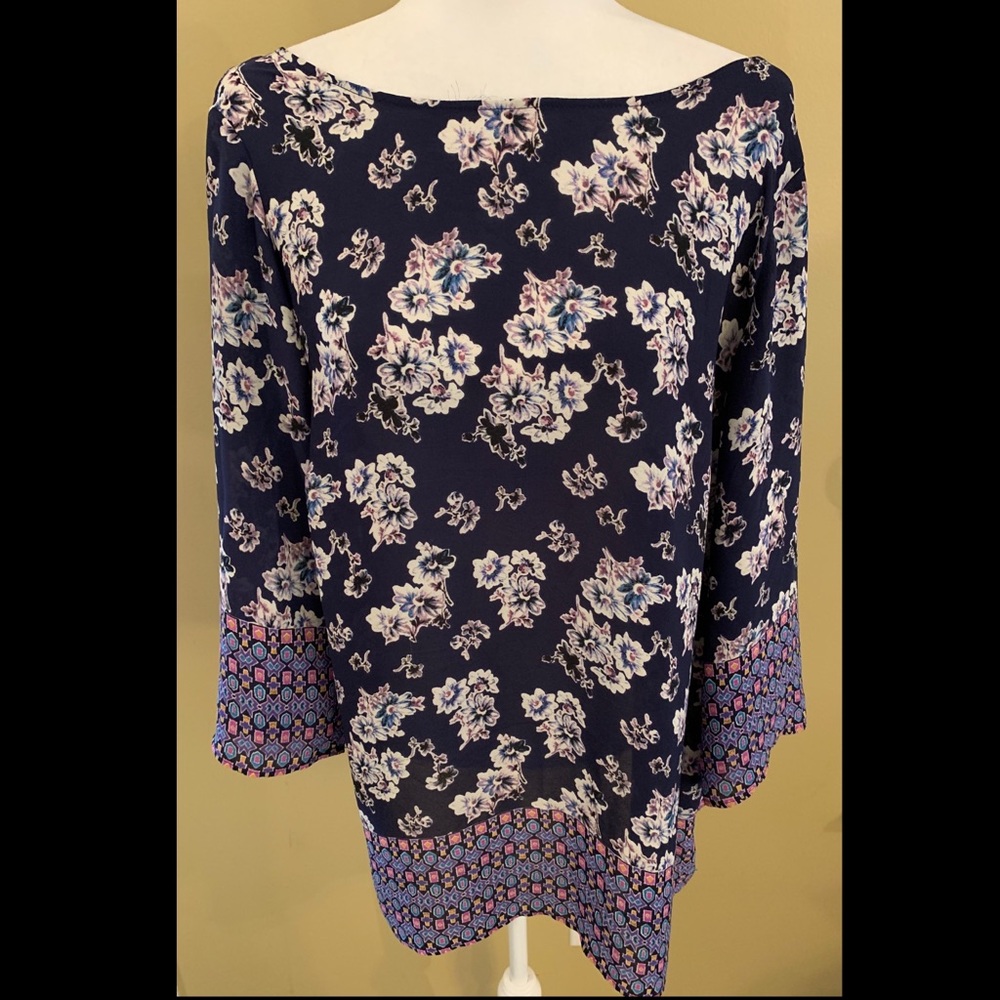 Floral Print Tunic. 1X